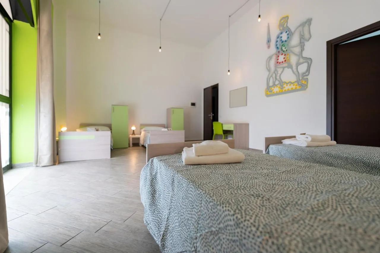 Guest house Cortile Dei Giusti - Combo Guesthouse Palermo Italy