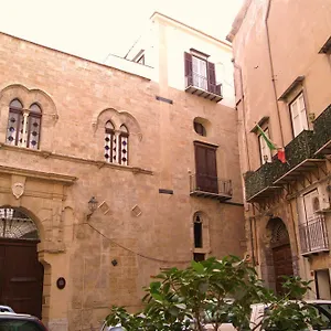 Beeclaire , Palermo Italia