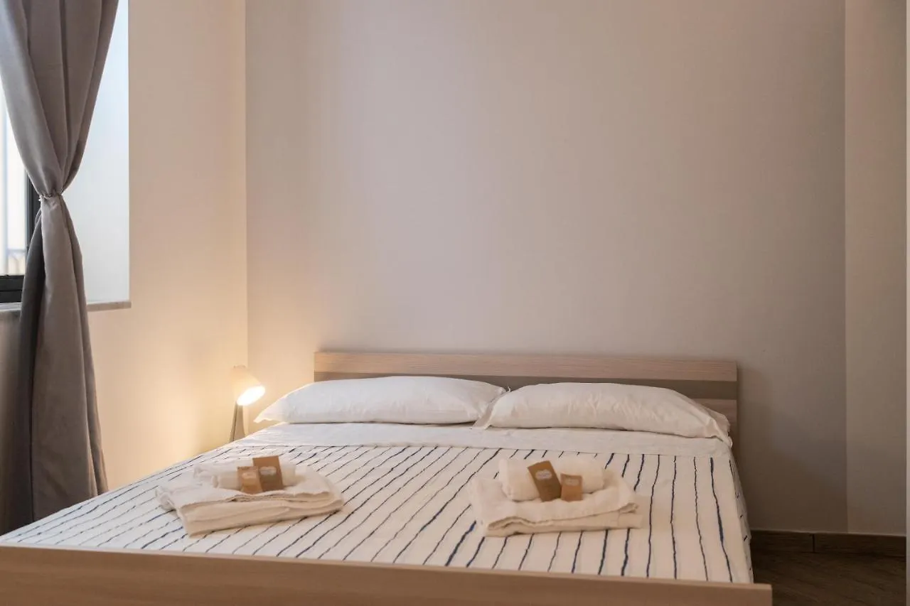 Pensjonat Cortile Dei Giusti - Combo Guesthouse Palermo