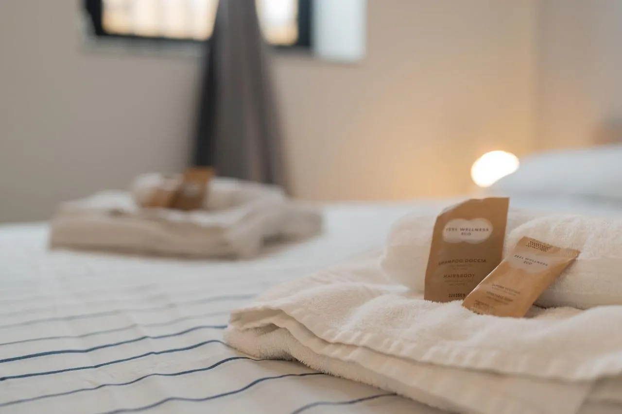 Cortile Dei Giusti - Combo Guesthouse Palermo Włochy